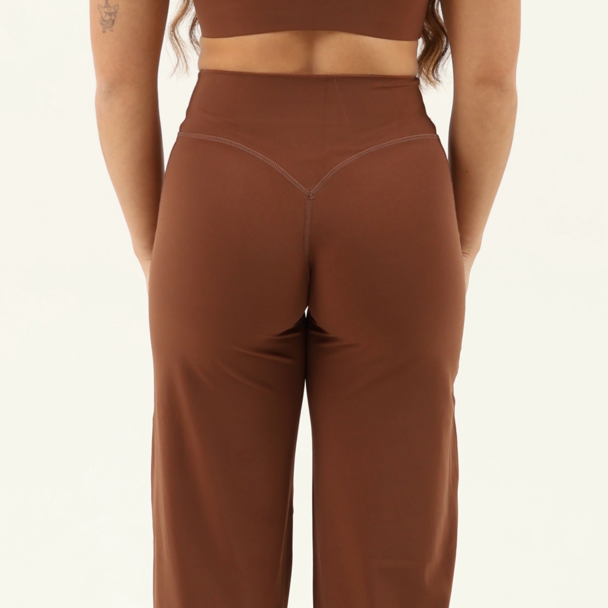 Aura Straight Leg Leggings