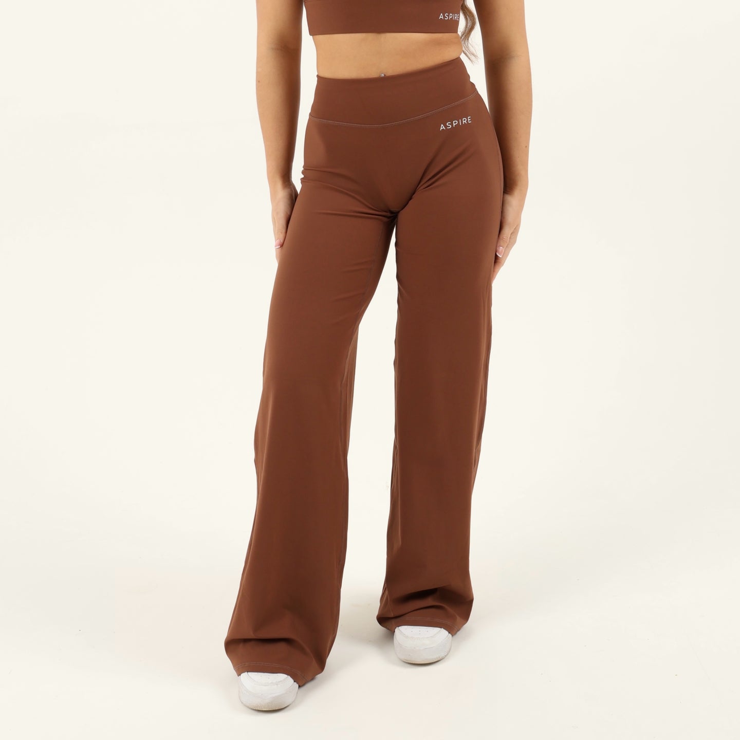 Aura Straight Leg Leggings