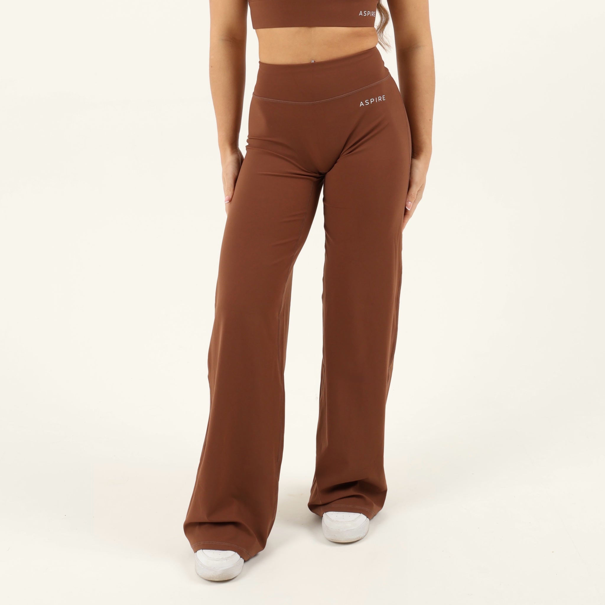 Aura Straight Leg Leggings