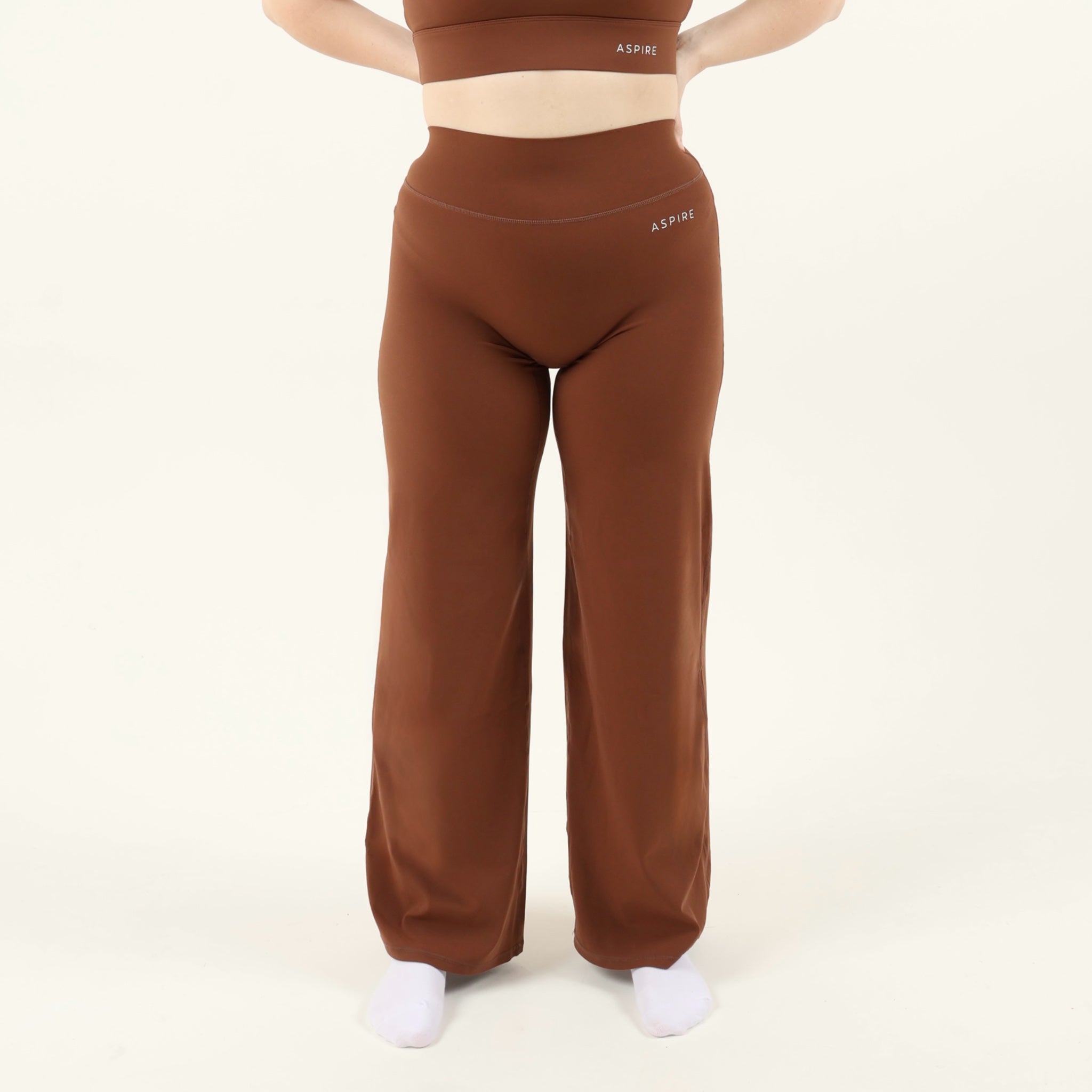 Aura Straight Leg Leggings