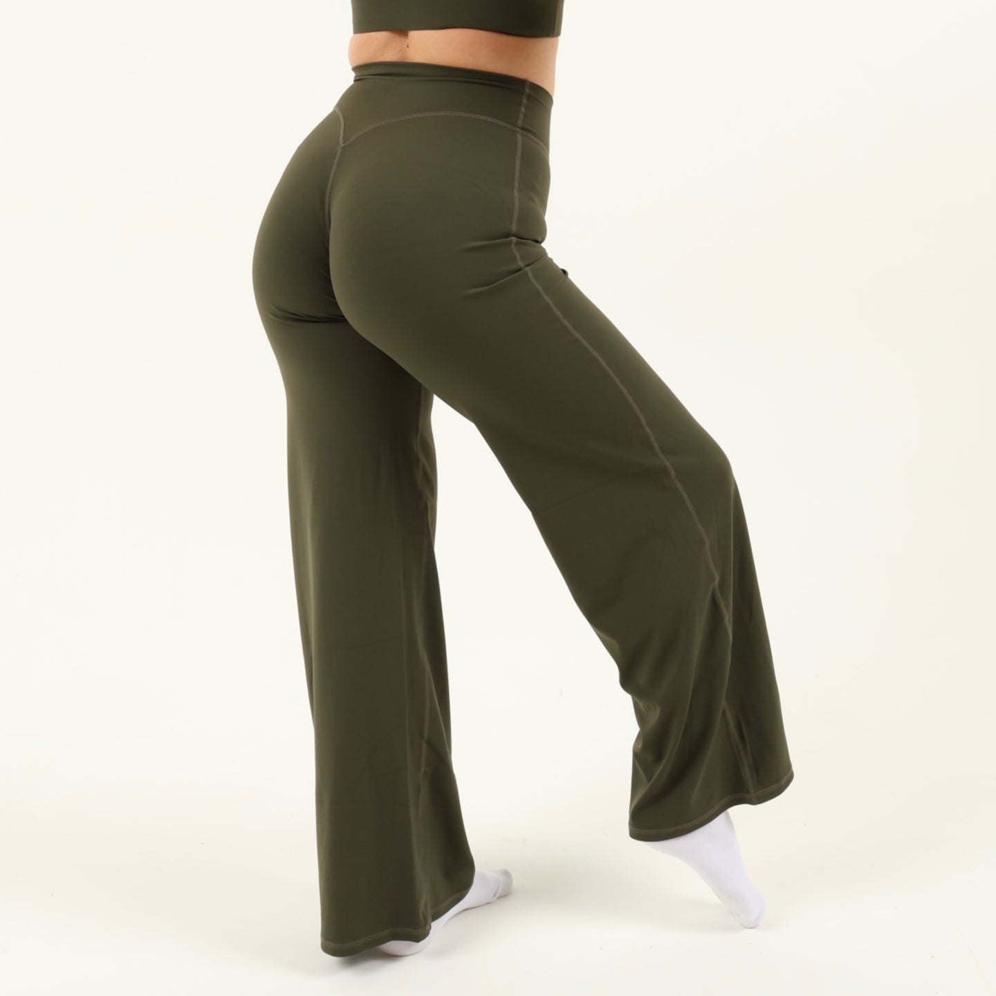 Aura Straight Leg Leggings