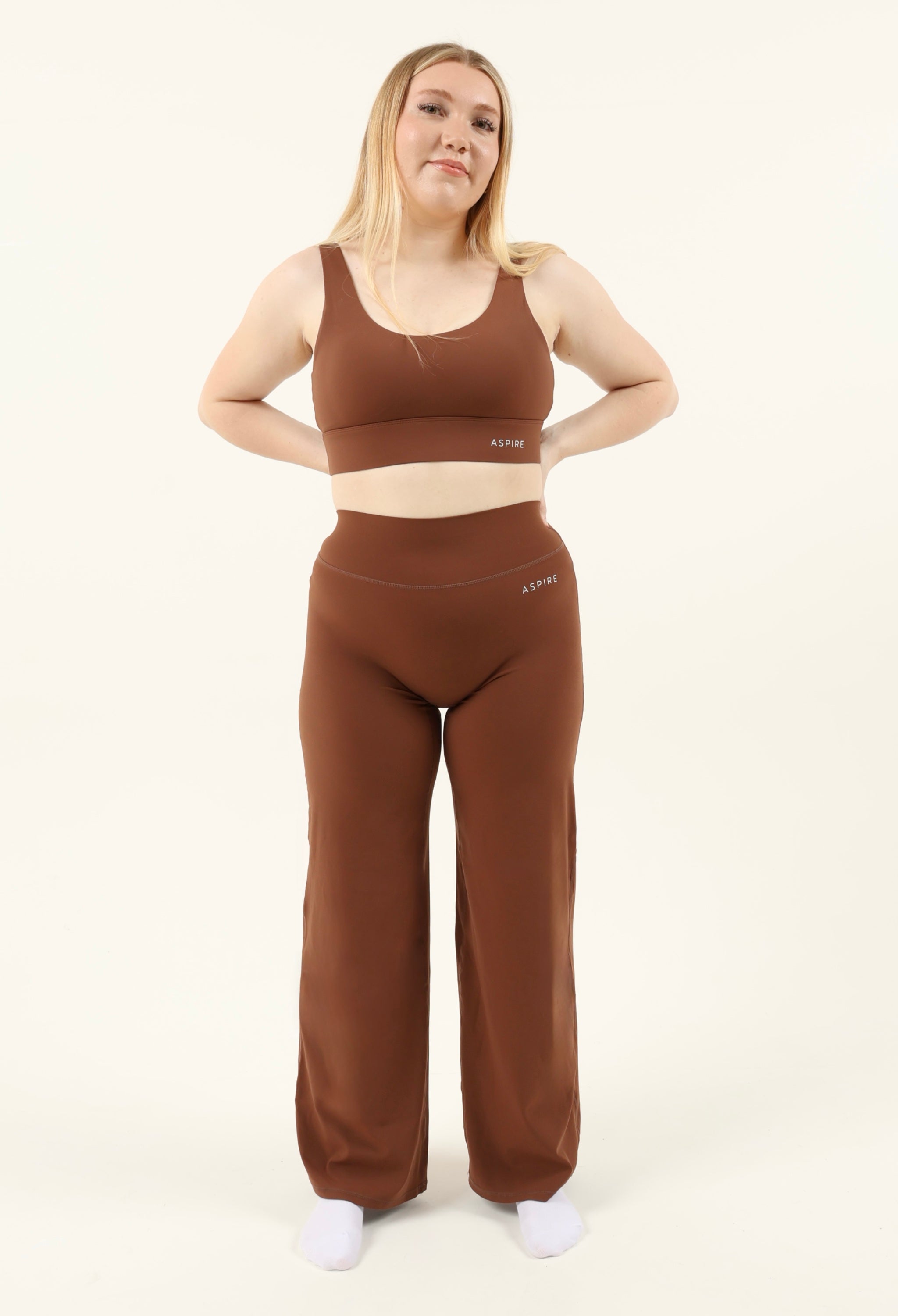 Aura Straight Leg Leggings